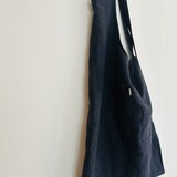 天日干しリネンエプロン　 濃紺の画像