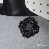 オーガンジー刺繍のマグネットブローチの画像