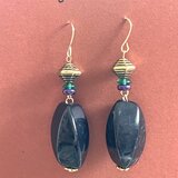 ブラック大ぶりピアス エスニックピアス 大ぶりピアス 個性派ピアス 樹脂ピアスの画像