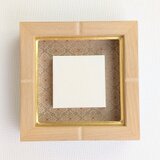 ミニチュアサイズ　ボックス型額縁　栗材 外寸13×13㎝　手彫刻の画像
