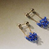 青のピアス（石の架け橋ピアス）ブルーアゲートの画像