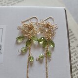 【14kgf 】ペリドット×プレシャスオパール＊初夏を感じるグリーン ピアス/イヤリング変更可の画像