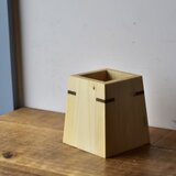 【 木工 】 ホワイトウッド端材 で作った 四角形のペン立て【A】　オイル仕上げ　無垢材　ペンスタンドの画像