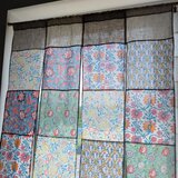♥️風に揺らめく♥️夏の4連のれん♡Bタイプ♥️ハンドブロックプリント♥️大きめパッチワーク4連♥️のれん★85✕150★の画像
