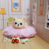 フカフカベットの小さなフレンチドックの赤ちゃん　布団・餌付き　羊毛の画像