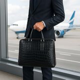 クロコダイル メンズ ビジネスバッグ 高級 ブリーフケース 2WAY ショルダーベルト付 軽量 自立型 PC収納可能 A