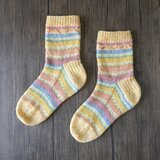 手編みの靴下の画像