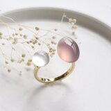 天然石2粒＊ピンクパープルカルセドニー×ホワイトシェル＋クリスタル　 フォークリング　--Two stones--の画像