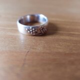 currant straight ringの画像