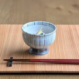 錆十草高台小鉢の画像