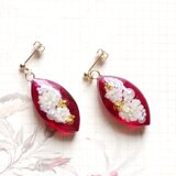レジンアート　マーキスピアス〈世界樹の花〉の画像