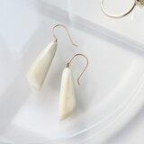 Makkoh：K10 fin(鰭) pierced earrings：hookの画像