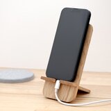 【２段階調整】組み立て木製スマホスタンド〈ナラ・ラウンド〉