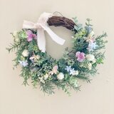 ローズマリーと小花のリースの画像