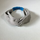 ふわふわスラブダブルガーゼのツイストヘアバンド　ストーングレー×ターコイズの画像