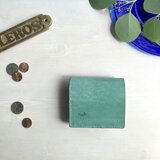 小さくてもちゃんと入るお財布［ola］片手に収まる２つ折り財布 イタリアレザー  【AQUAカラー】