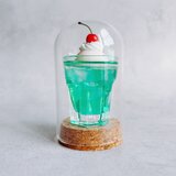 クリームソーダのガラスドーム　フェイクスイーツの画像