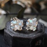 オパールとダイヤモンドクォーツのピアス