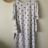 ドットバルーンワンピース　オフ×青Ｍ～Ｌの画像