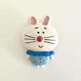 ブローチ　赤鼻のうさぎの画像