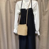 エコアンダリヤのショルダーバッグ／ベージュ／斜め掛けショルダー／マグネットボタン付き