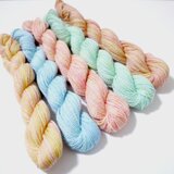 新色M）手染め　カラフル刺し子糸 5色セット　10/2　綿　40ｍ　むら染め　ピンク・水色・オレンジ・グリーン
