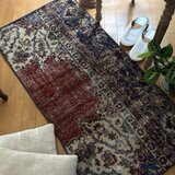60×125赤ブラウン×深みネイビー　ボタニカル　トルコヴィンテージラグ