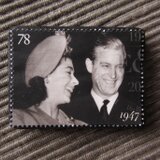 イギリス　切手ブローチ10528