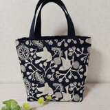 点と線模様製作所　bird garden　 白×ネイビーのトート