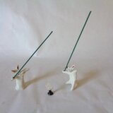 香立てウサギ　バイオリン