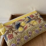 両面インド刺繍ポーチ　14cm  フェイクレザー　カラビナ⑧