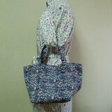 【ラスト１】リバティ　ジェニーズ・リボンズ（Jenny's Ribbons)　トートバック 　綿１００％