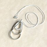 ［SV925］Kyouteki-鏡滴- ３連ドロップネックレス　雫　ペアシェイプ　瓢箪　三角　フラワー トリリアント