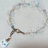 雪の精　まっしろねこと星と雪の結晶のブレスレット