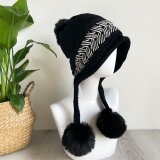 編み物 防寒 秋冬 耳当て付きニット帽子 ポンポン付き