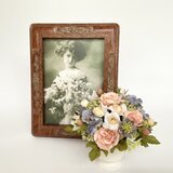 優しい色のフラワーアレンジメント   Mサイズ（造花、母の日、結婚祝い、新築祝、還暦祝い、敬老の日）のコピーのコピーのコピー