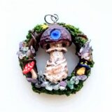 【10】日進月歩の森のきのこ　大きめペンダント