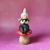 陶器【手を合わせる天使さん】キノコと小鳥a