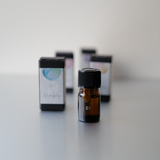 Simply 04 ウォームマインド  オーガニックブレンド精油 5㎖