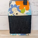 ポケットから覗くしろくまさんが可愛いスマホショルダー