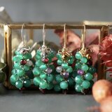 「もみの木」クリスマスツリー ピアス イヤリング グリーンオニキス 天然石 誕生石 冬 プレゼント 樹脂 ノンホールピアス