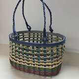 カラフルなかごバッグ