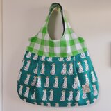 ギャザー切替えラウンド型トートバッグ(ダルメシアン×ブロックチェック柄)