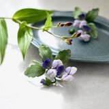 布花　アンティークパープルビオラの個性的なブローチ。プレゼントに人気。