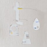 紙のモビール：Tのモビール