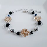 アンティーク風アクリルビーズとサークルフープのブレスレット(シルバー×ブラック)