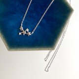小さな星のネックレス