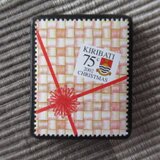 キリバス　クリスマス切手ブローチ10641