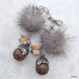 【数量限定】大きなどんぐりのバッグチャーム（ミンクファー付き）