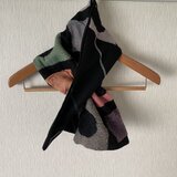 幾何学パッチワークスヌード黒マルチ系